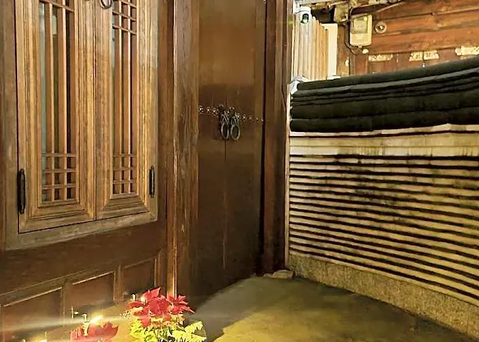 A Detached House/dongmyostation 1 Min Away, Modern 4*